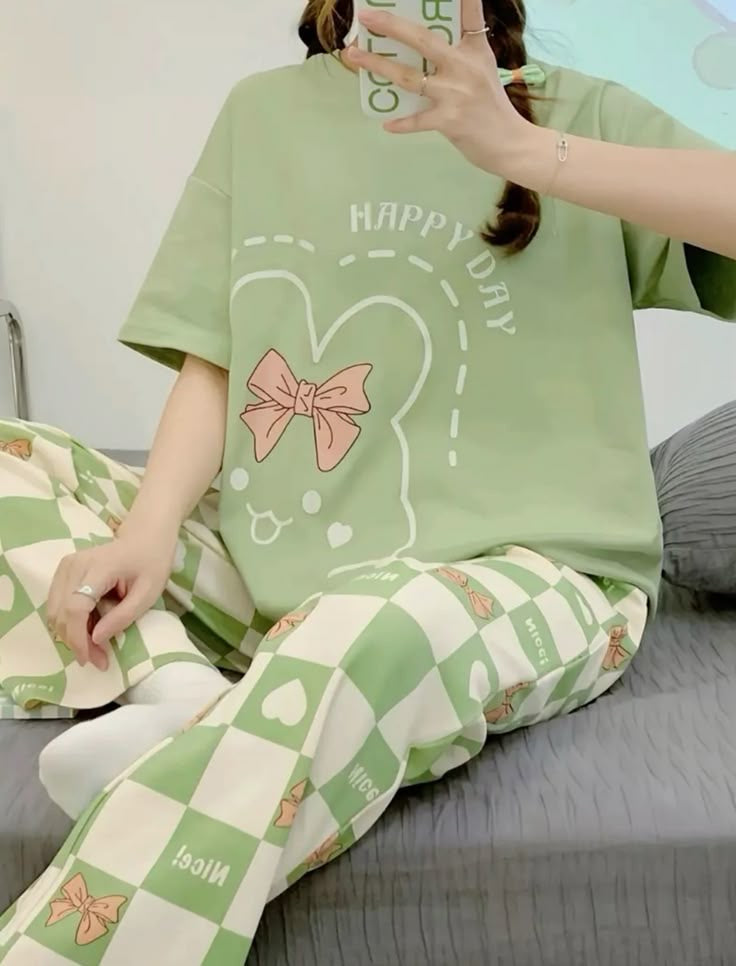Happy Day Green & Printed T-Shirt Trouser ( PJ Set )
