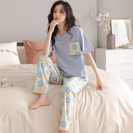 Blue Flower Pocket Print Half Sleeves T-shirt With Flowers Print Pajama Suit