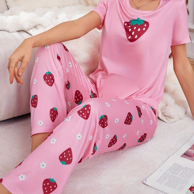 Pink Strawberry 🍓 Printed Night Wear Shirt & Trouser