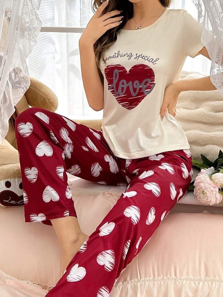 Off white Heart with Maroon Hearts pajama Printed Night Wear Shirt & Trouser